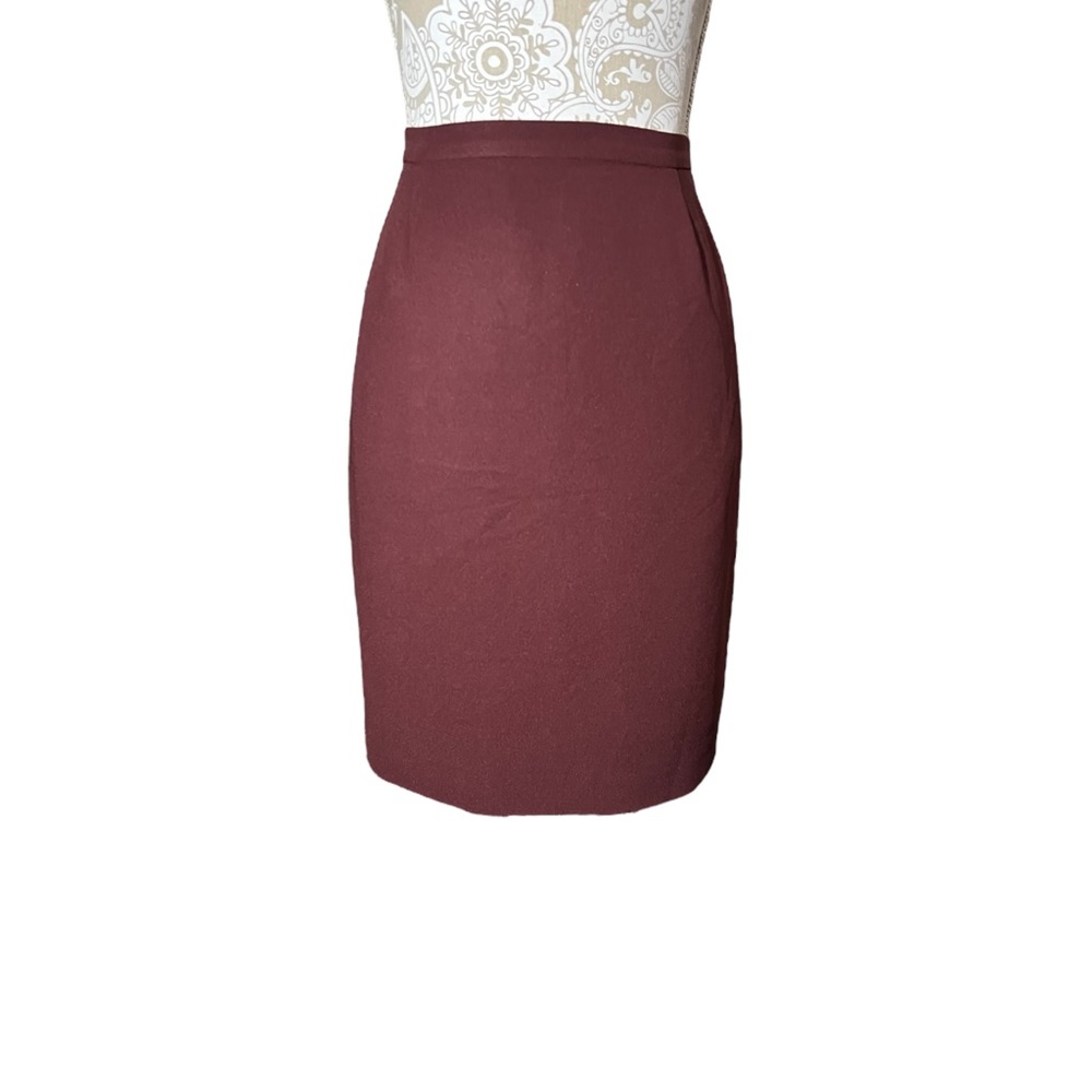 Casual Corner Annex Plum Colored, Mini Lined Pencil Skirt Women’s Size 10